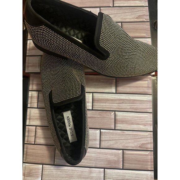 Steve Madden Men's Mezmoryz Stud Smoking Slipper - Black/gold, Size 8 - NO BOX - Picture 3 of 5